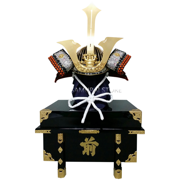 samurai helmet crest
