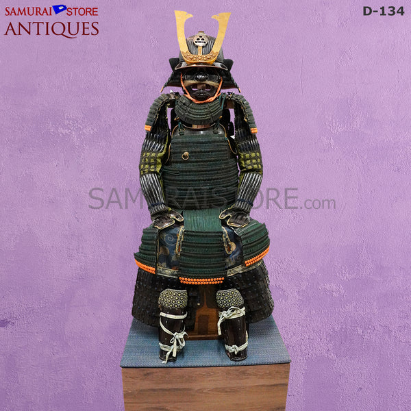 D134 Antique suit of armor Edo Period w/ Certificate