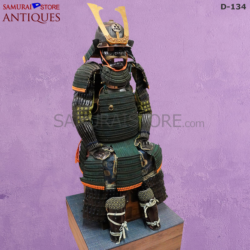 D134 Antique suit of armor Edo Period w/ Certificate