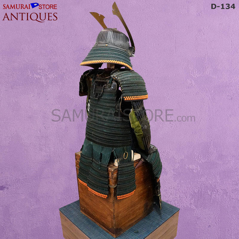 D134 Antique suit of armor Edo Period w/ Certificate