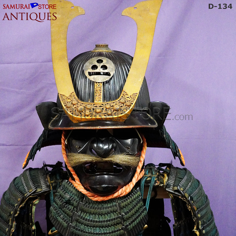 D134 Antique suit of armor Edo Period w/ Certificate