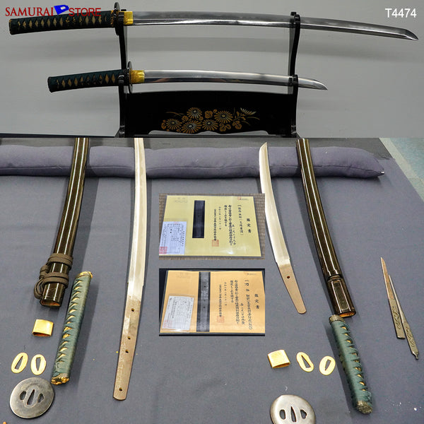 T4474 Pair of antique Katana & Wakizashi swords in Ornate Mountings w/ NBTHK certificates