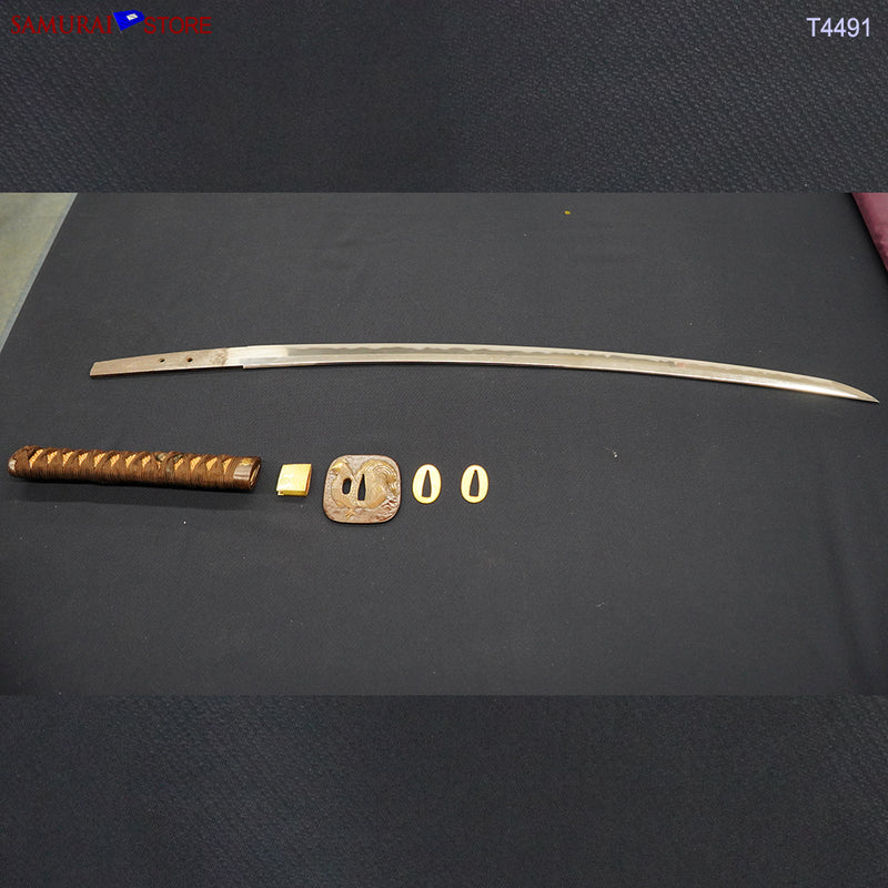 T4491 Antique Katana Sword Naoeshizu KANENOBU - NBTHK Hozon certificated 1370's