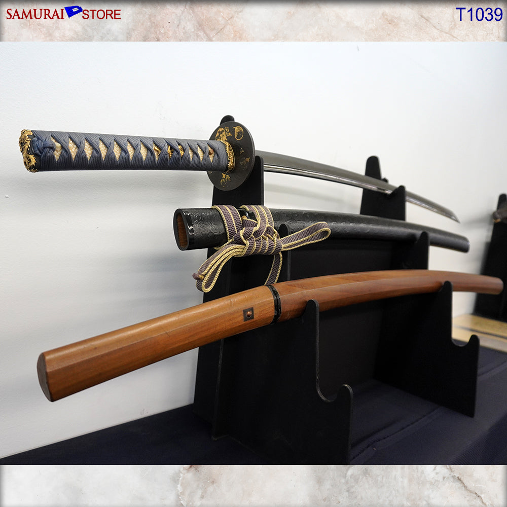 【マサムネ 刀　KATANA KAESU】 UnitedCutlery.Com: Shikoto Longquan Master Double-Edged Sword And