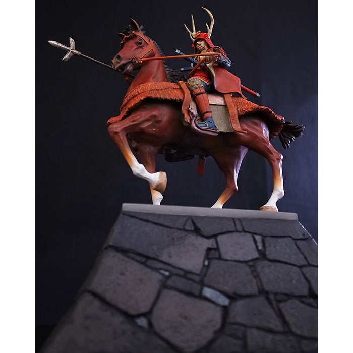 Statue - Sanada Yukimura Figure on Stone Wall KS010
